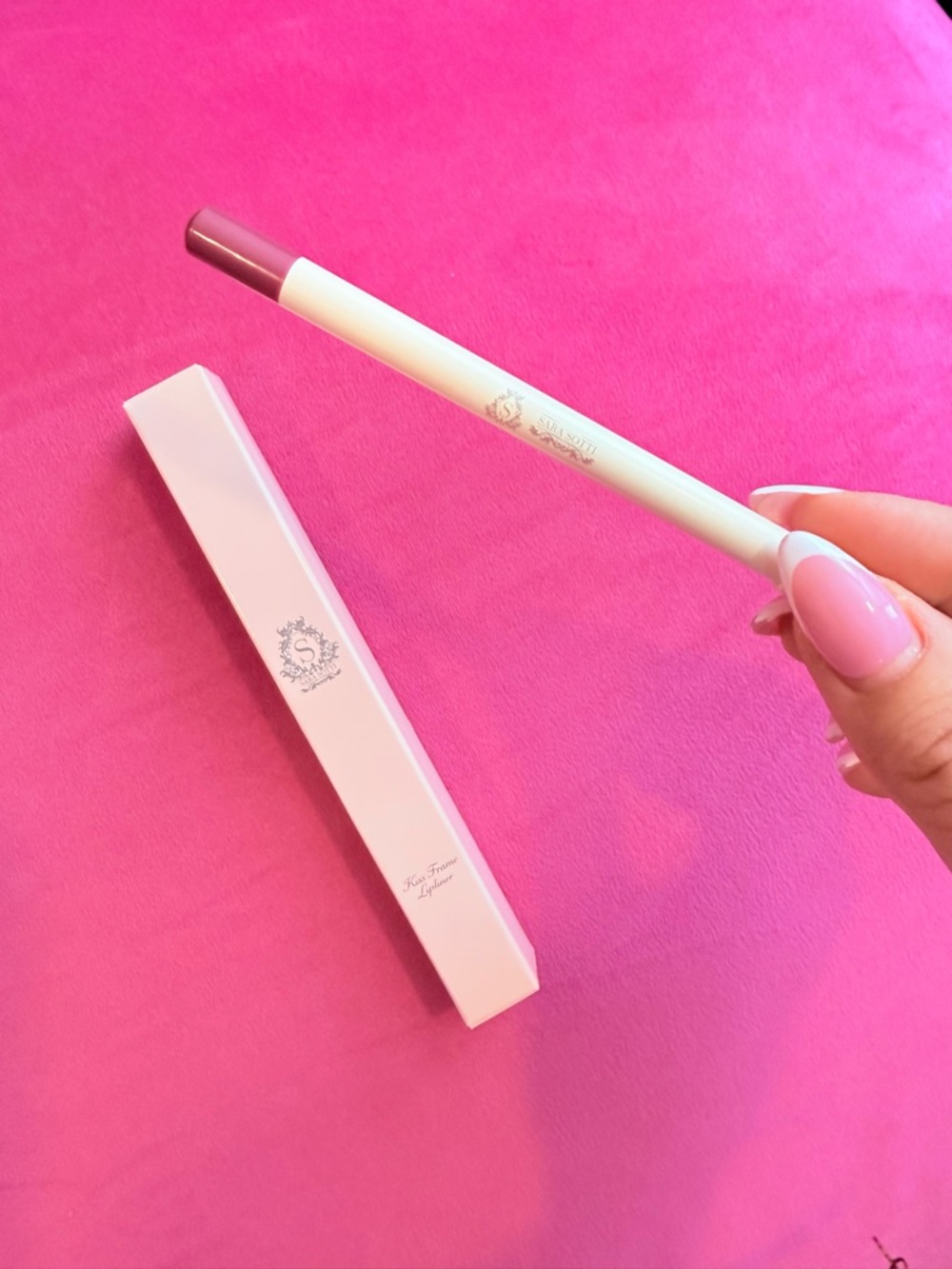 SARA SOTTI Kiss Frame Soft Lip Liner Pencil